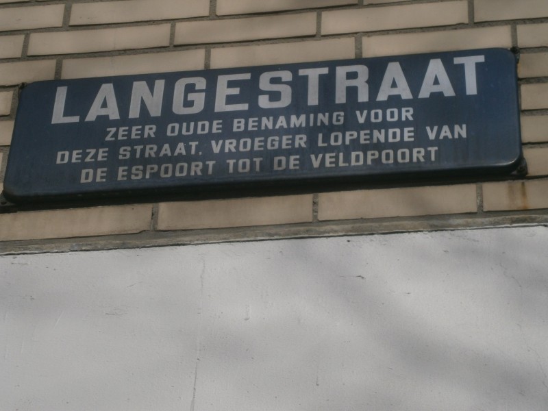 Langestraat straatnaambord (2).JPG