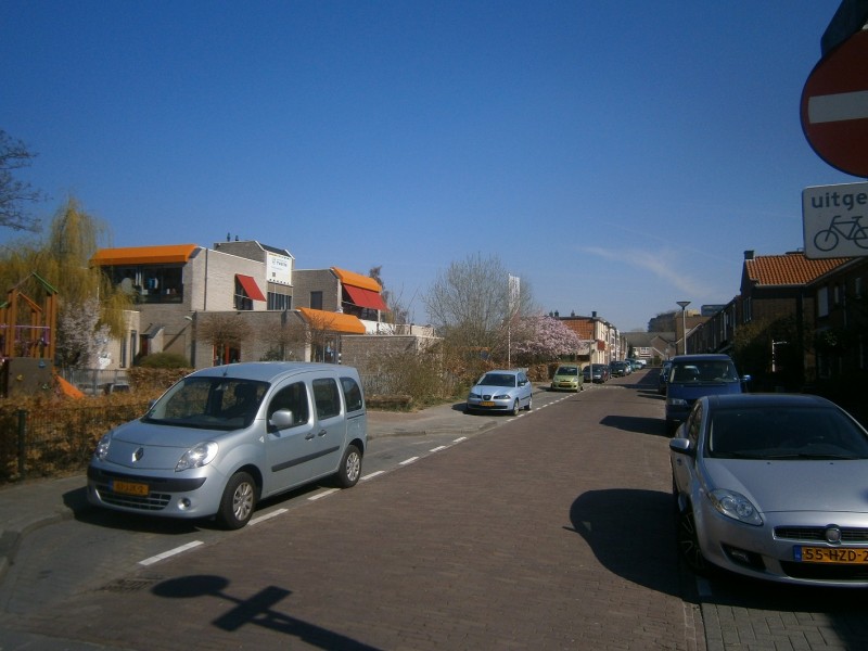 Johannes ter Horststraat vanaf Veldkampplantsoen.JPG