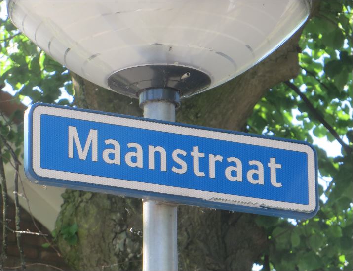 Maanstraat (straatnaambord).JPG