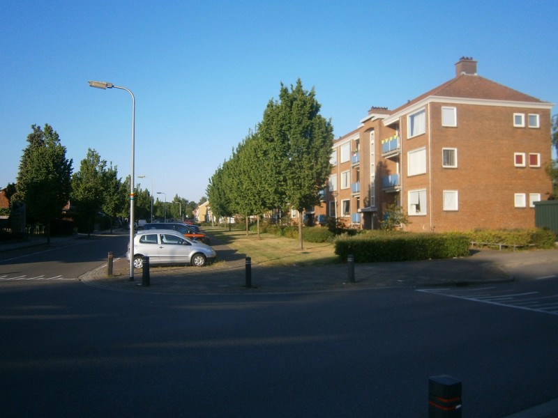 Olieslagweg hoek Zonstraat.JPG