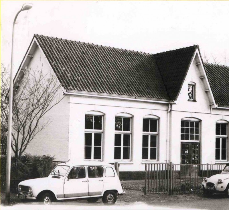 Dorpsstraat Nr. 78, Lonnekerschool 1981.jpg