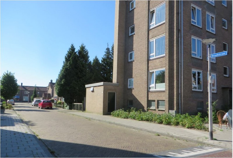 Draakstraat vanaf Maanstraat.JPG