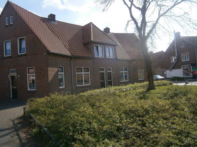 Usselerplein hoek Sterkerstraat en Dennenweg.JPG