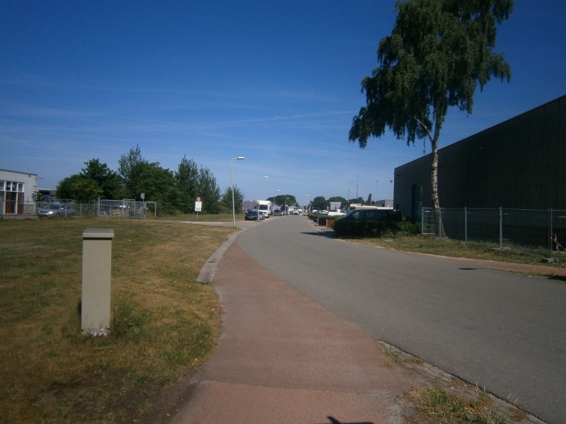 De Ossenboer vanaf Hendrik ter Kuilestraat.JPG