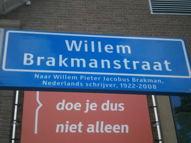 Willem Brakmanstraat straatnaambord (2).JPG