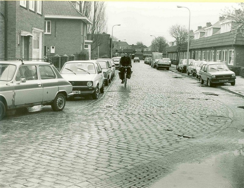 Borneostraat april 1982.jpg