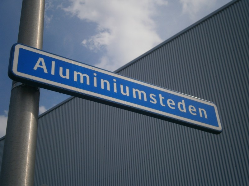 Aluminiumsteden straatnaambord.JPG