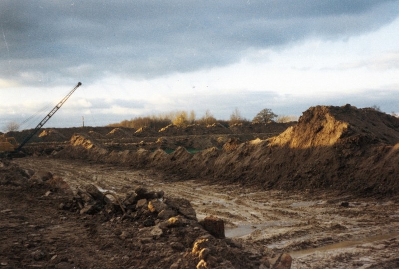 Aamsveenweg 27-11-1977 Aanleg puinstortplaats in het Aamsveen (3).jpg