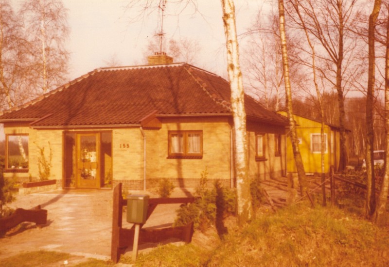 Aamsveenweg 20-4-1977 Pand na verbouwing in steen, voorheen buitenhuisje.jpg