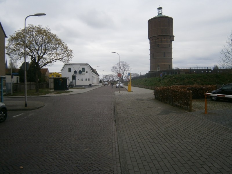 Hoog em Droog links Wilhelminastraat watertoren.JPG