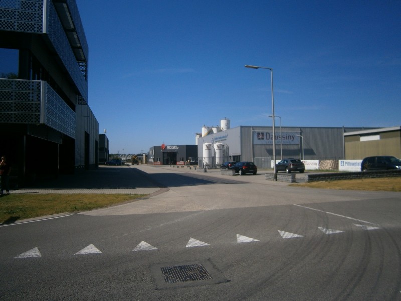 Handelskade Noord vanaf de Kanaalstraat.JPG