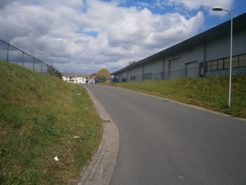 Overloop vanaf Kanaalstraat richting Lonnekerbrugstraat .JPG