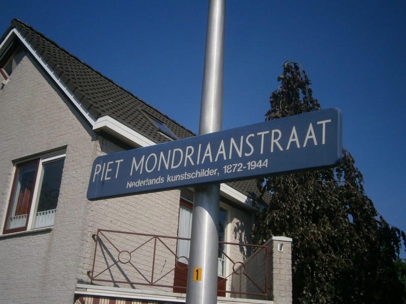Piet Mondriaanstraat straatnaambord (2).JPG