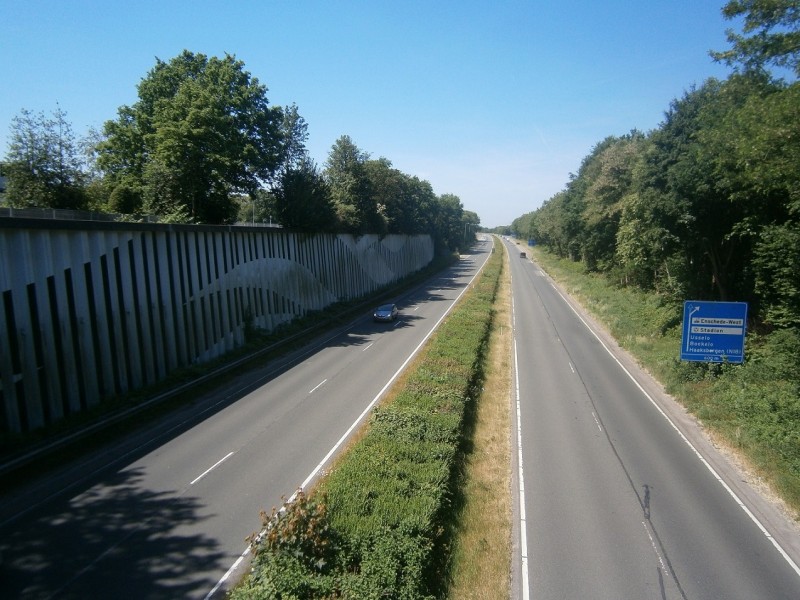 Westerval richting Rijksweg A35 vanaf Rembrandtlaan.JPG