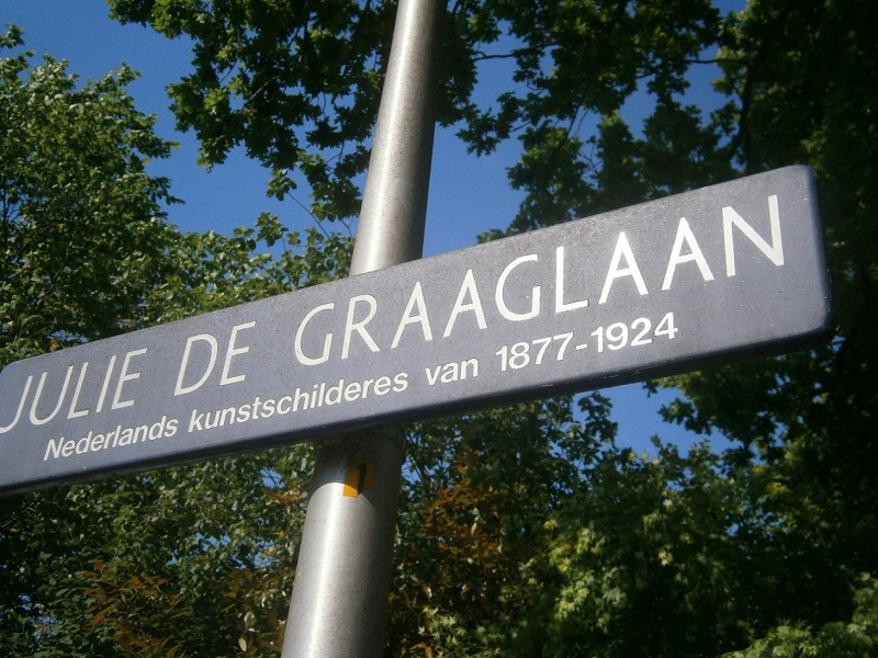 Julie de Graaglaan straatnaambord (2).JPG