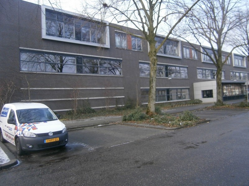 Meindert Hobbemastraat 11-2-2017 bibliotheek.jpg