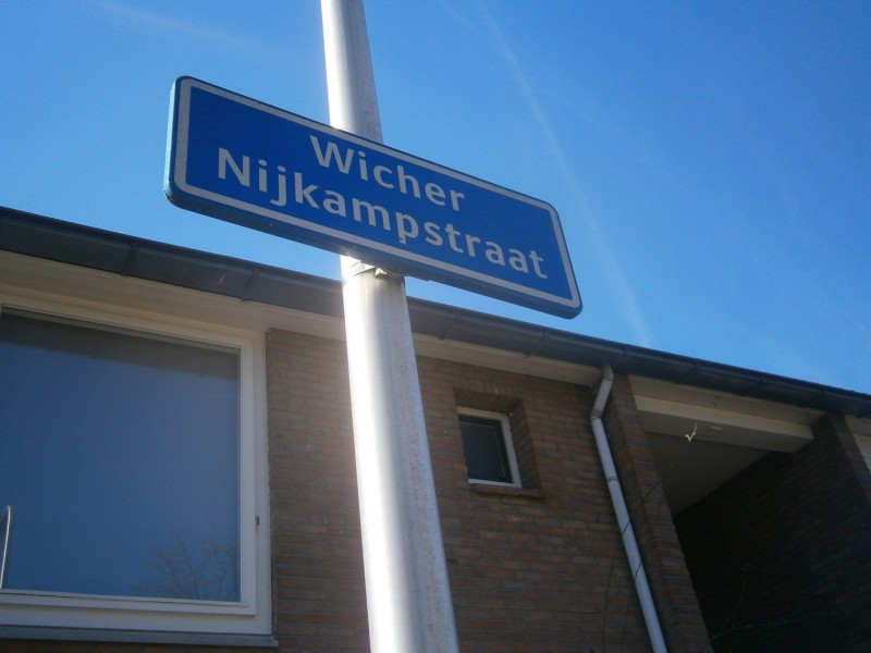 Wicher Nijkampstraat straatnaambord.JPG