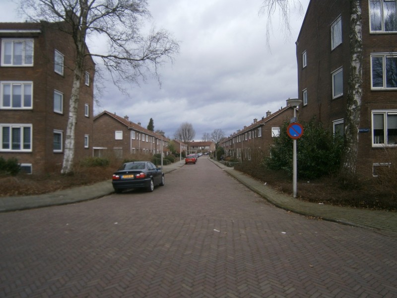 Remorsstraat vanuit de Korenstraat.JPG