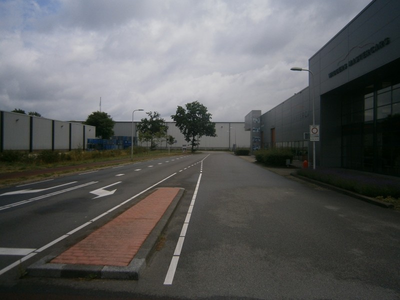 Ir. Hanlostraat vanaf Auke Vleerstraat.JPG