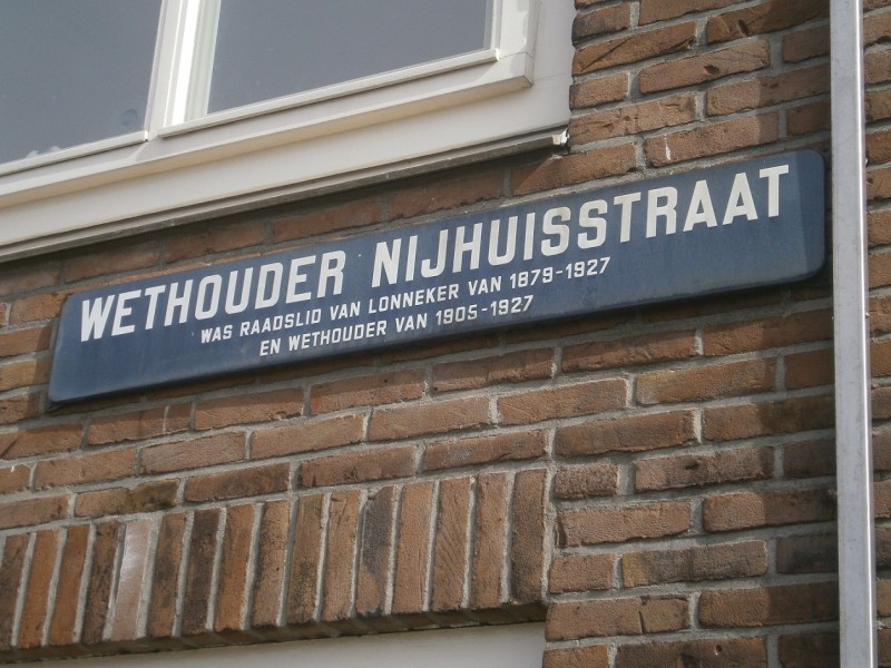 Wethouder Nijhuisstraat straatnaambord.JPG