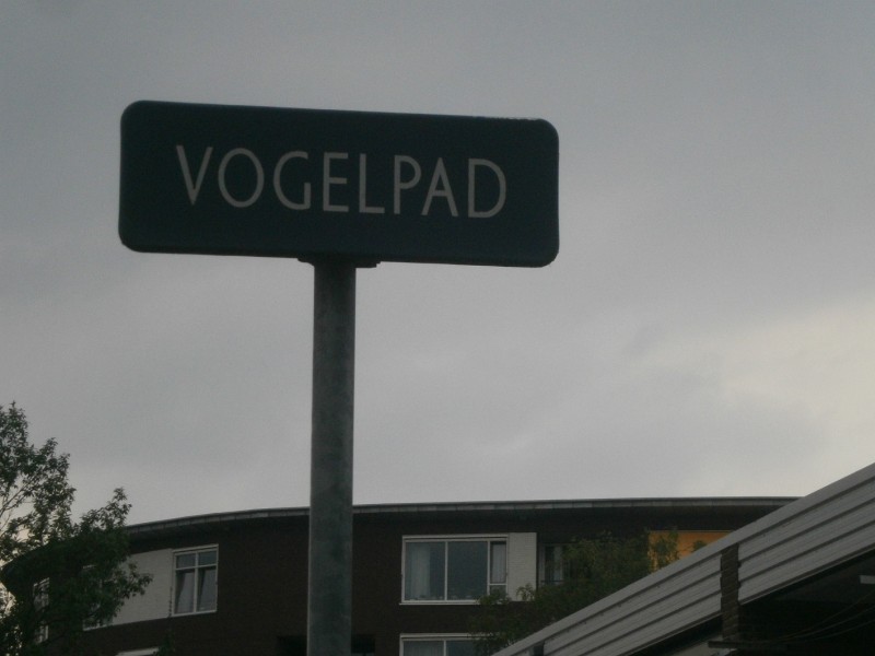 Vogelpad straatnaambord.JPG