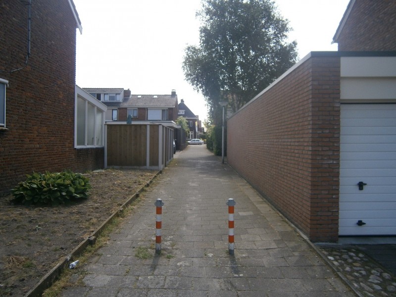 Puttenkamppad vanaf Roombeekstraat.JPG
