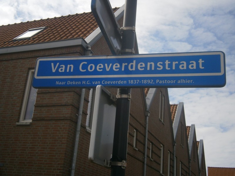 Van Coeverdenstraat straatnaambord.JPG