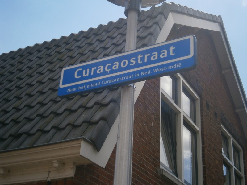 Curacaostraat straatnaambord.JPG