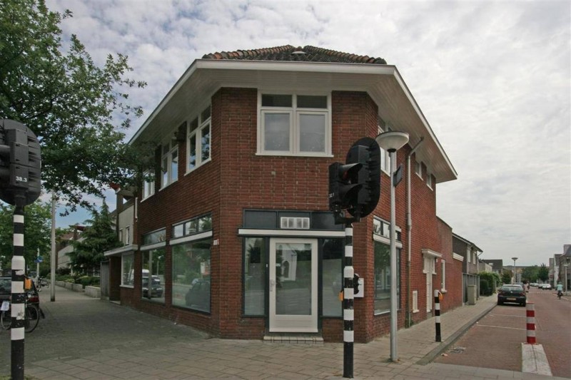 Burgemeester Jacobsstraat hoek Haaksbergerstraat.jpg