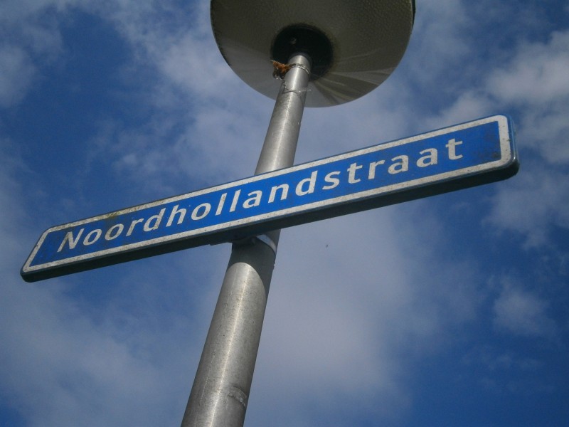 Noordhollandstraat straatnaambord.JPG