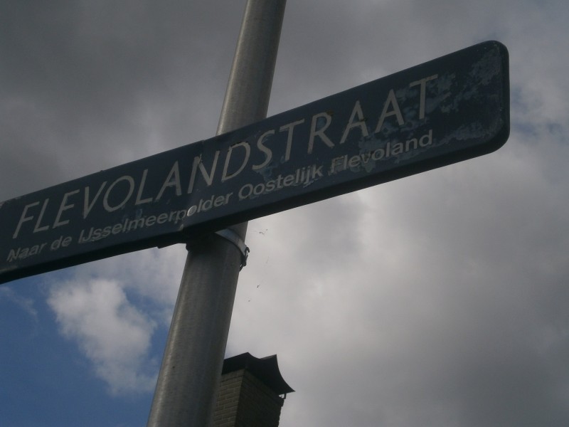 Flevolandstraat straatnaambord.JPG