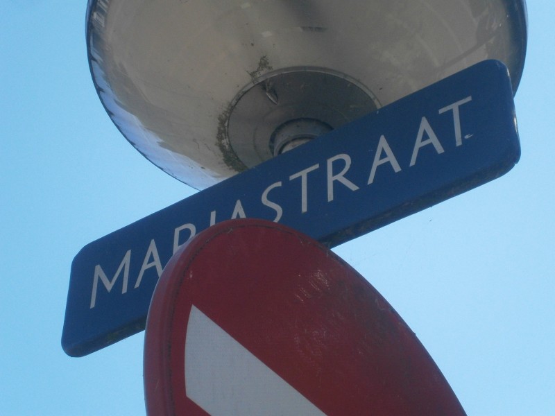 Mariastraat straatnaambord (2).JPG