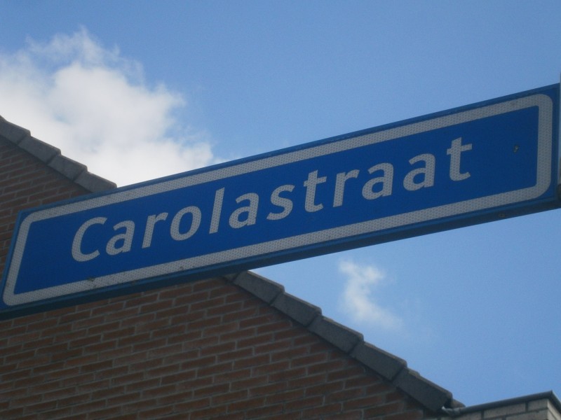 Caroilastraat straatnaambord.JPG