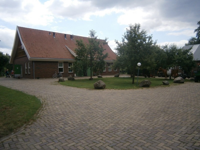 Viermarkenweg boerderij De Viermarken.JPG