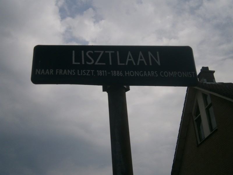 Lisztlaan straatnaambord.JPG