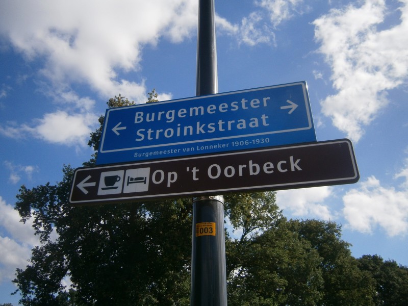 Burgemeester Stroinkstraat straatnaambord.JPG