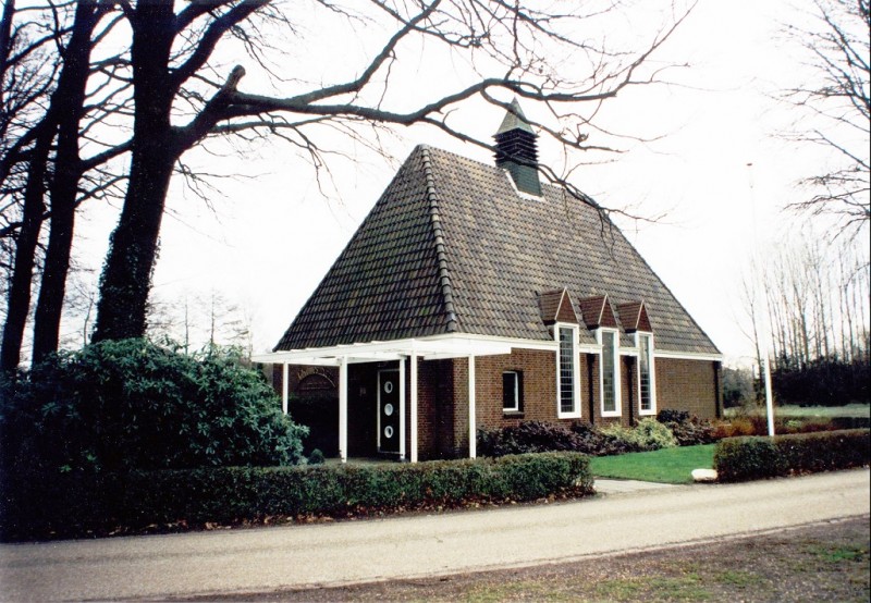 Twekkelerweg hoek Hellerweg kerkje.jpg