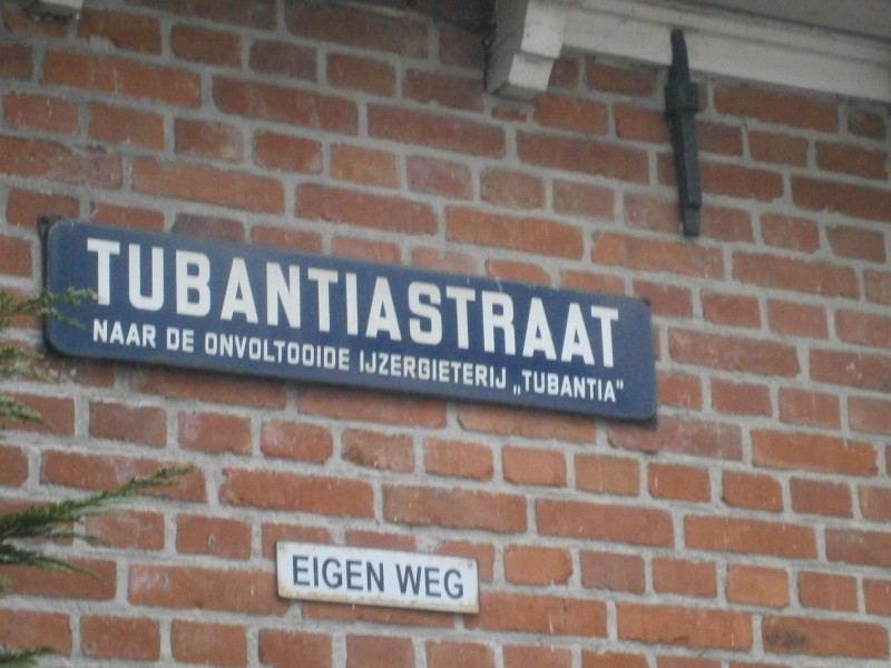 Tubantiastraat straatnaambord (2).JPG
