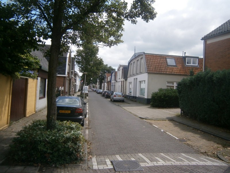 Everhardt van der Marckstraat vanaf Pijlhovestraat.JPG