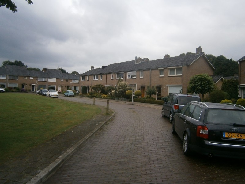 Willem Rijbbertstraat vanaf Otto van Taverenstraat.JPG