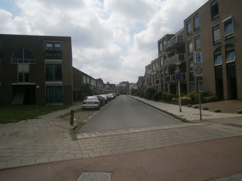 Tweede Bothofdwarsstraat vanaf Hoge Bothofstraat.JPG