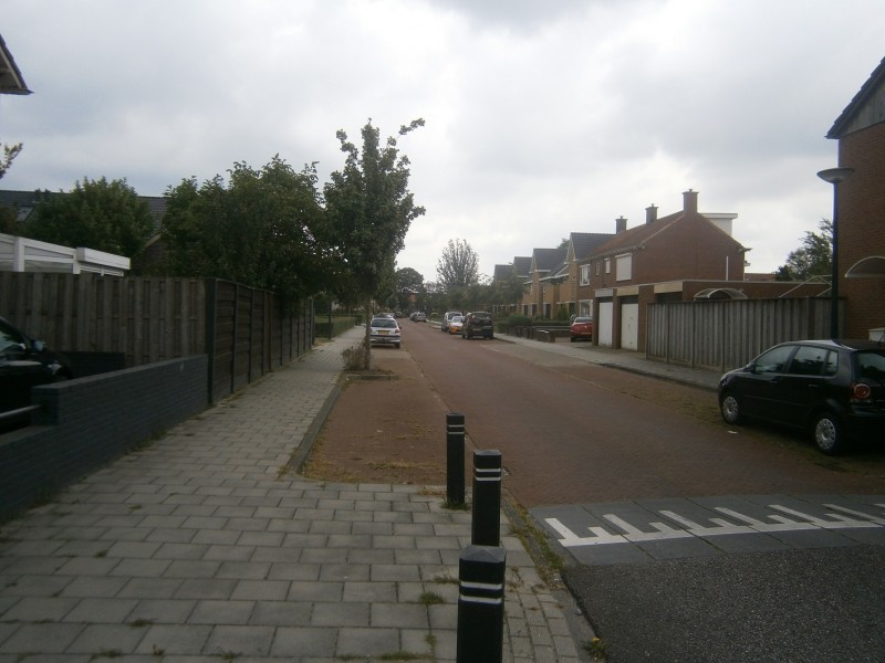 Christiaan Huygensstraat vanaf Oostveenweg.JPG