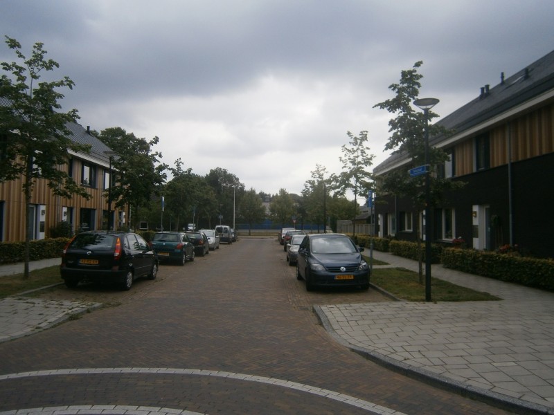 Voltastraat richting Noord Esmarkerrondweg.JPG
