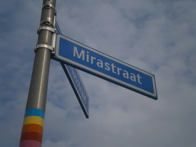 Mirastraat straatnaambord.JPG