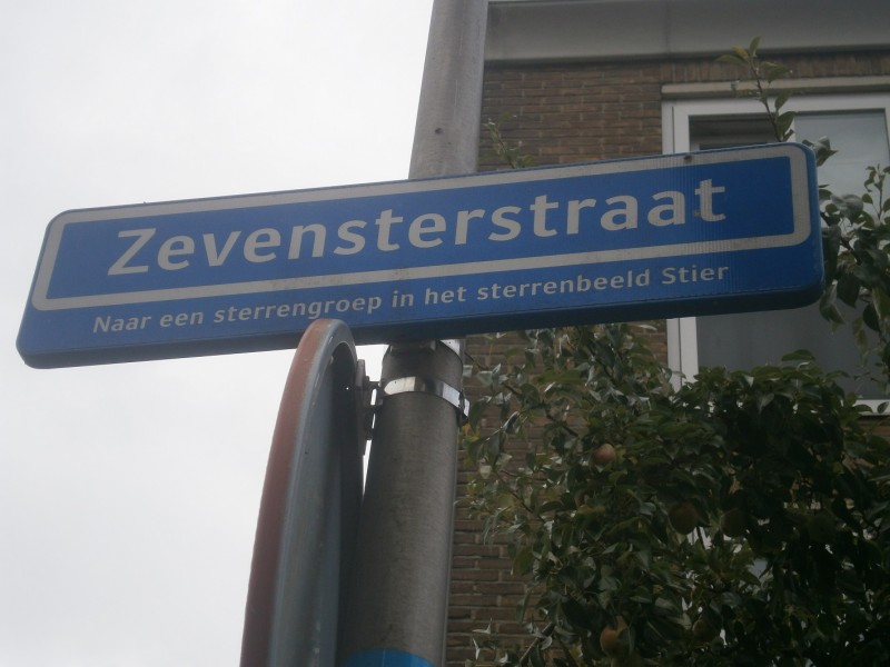 Zevensterstraat straatnaambord (2).JPG