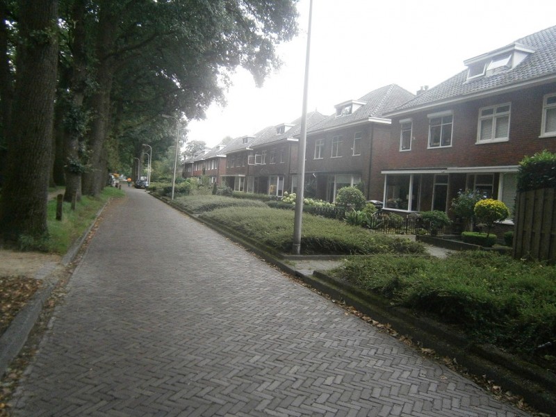 Oostburgweg richting Noord Esmarkerrondweg.JPG