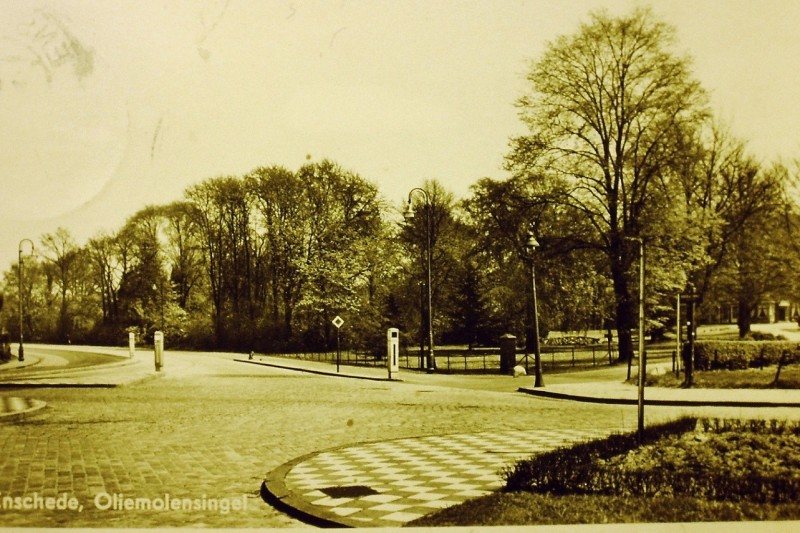 Oliemolensingel Wooldrikspark hoek Gronausestraat en singels.JPG