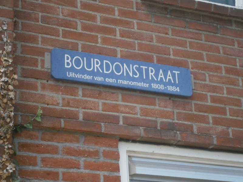 Bourdonstraat straatnaambord.JPG