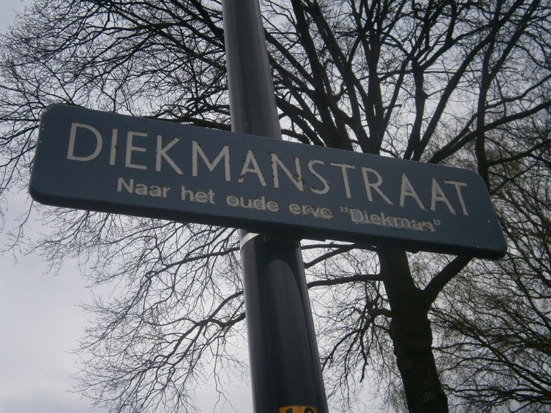 Diekmanstraat straatnaambord (3).JPG