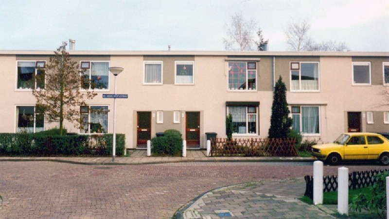 Meester Henri Viottastraat 55 Voorzijde duplexwoningen.jpg